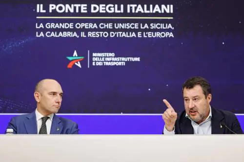 Ponte sullo Stretto, Salvini rivendica: "Creerà 23 miliardi di Pil da Nord a Sud"