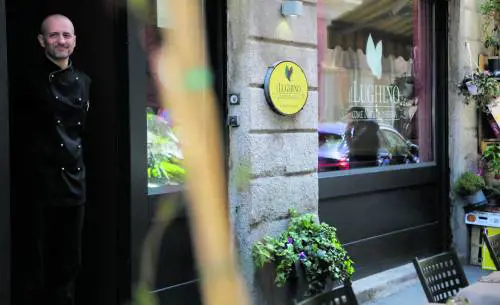 Gli stakanovisti della tavola. I ristoranti "aperti per ferie"