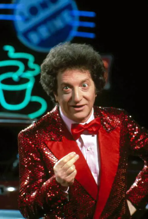 Drive-In, Has Fidanken ed Ezio Greggio. Così Gianfranco D'Angelo ha rivoluzionato la tv