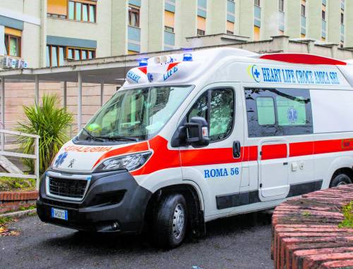 I genitori riposano, lui si nasconde in auto. Bimbo di 4 anni morto per colpo di calore