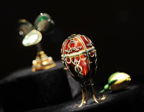Fabergé, le uova d'oro degli zar tornano in orbita russa per 50 milioni di dollari
