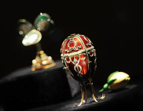 Fabergé, le uova d'oro degli zar tornano in orbita russa per 50 milioni di dollari