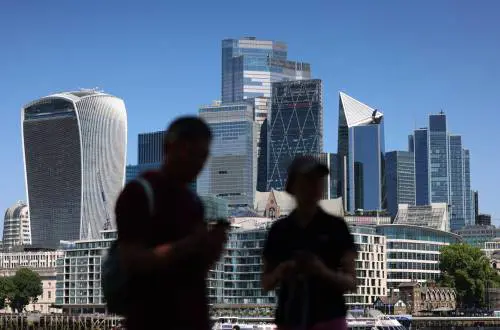 "Rischio spionaggio", nel Regno Unito è scontro sulla nuova "super ambasciata" cinese a Londra