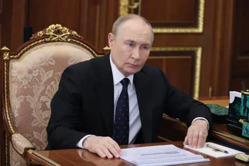 Il silenzio di Putin. "Il nostro pensiero è sempre lo stesso"