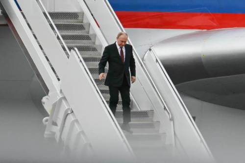 L'incontro tra Trump e Putin: le immagini del vertice