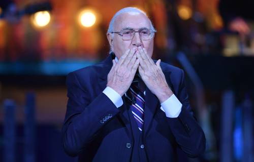 I funerali in Sicilia il 20 agosto, la doppia camera ardente a Roma. L'addio a Pippo Baudo