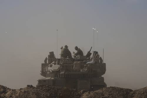 "Temono la conquista di Gaza city". E Hamas accetta la tregua, dubbi di Israele e Stati Uniti
