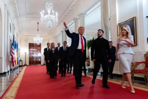 Finito il vertice alla Casa Bianca, Trump: "Ottimi incontri. Lavoro a vertice Putin-Zelensky prima del trilaterale". Incontro entro fine agosto