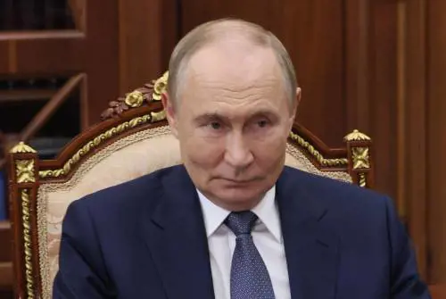 Tentazione Putin: disertare il summit. Lo Zar vuole solo la resa dell'Ucraina