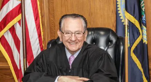 Il giudice Frank Caprio (Foto social)