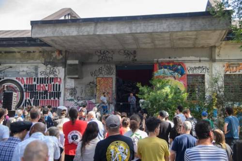 Il costo di 31 anni di occupazione