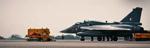 100 nuovi caccia per il gigante asiatico: come funzionano i Tejas Mark 1A