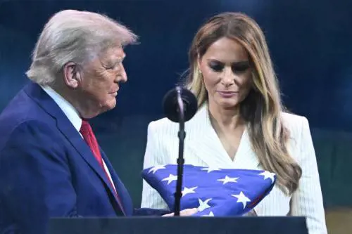 L'appello della moglie di Erdogan a Melania: "Sfrutta di più la tua influenza su Trump per Gaza"