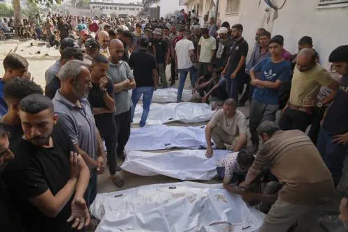 Raid Idf sulla Striscia: 51 morti. E i tank avanzano a Gaza City