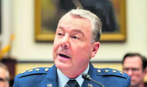 Pentagono, silurato il capo degli 007