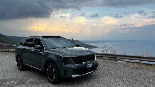 Un viaggio da Milano alla punta dello Stivale guidando la regina del comfort Kia Sorento