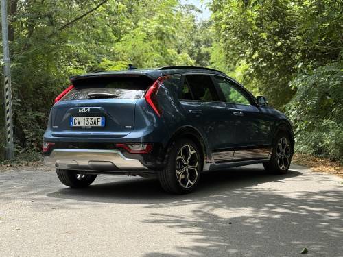 Kia Niro Trifuel: guarda la gallery del crossover ibrido anche a GPL