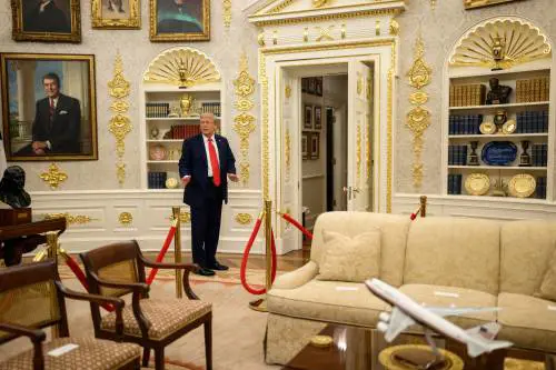Marmi, oro, salone da ballo: come cambia la Casa Bianca di Trump