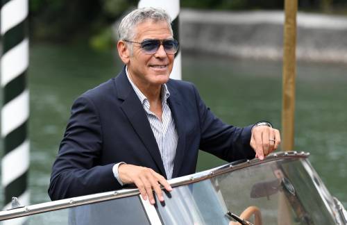 Clooney recita Clooney e diverte in "Jay Kelly" (senza prendersi sul serio)