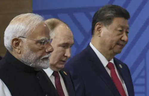 Il summit tra Xi, Modi e Putin è un messaggio per Donald. In ballo c'è l'egemonia globale