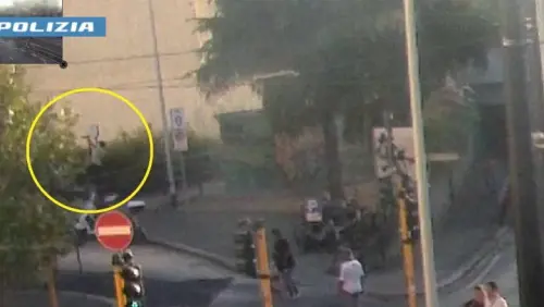 "Sono stati i fascisti". Ma il colpevole è un marocchino: la figuraccia della sinistra