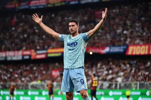 La Juve soffre ma vince a Marassi: Vlahovic regala i tre punti ai bianconeri