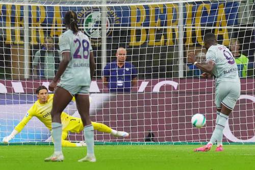 Clamoroso, l’Inter sconfitta 2-1 dall’Udinese perde il contatto da Napoli e Juve