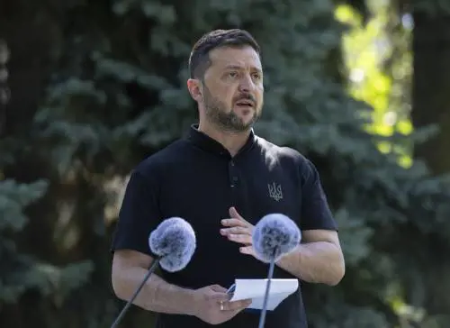 Zelensky: "Nuovi attacchi in profondità in Russia". Da Mosca 142 droni sull'Ucraina, Odessa al buio