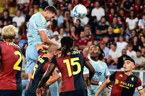 Vlahovic testa da Juve