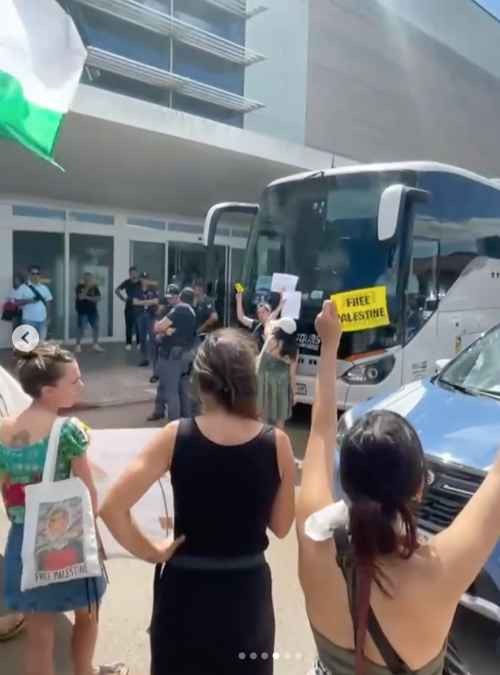 "Fuori i sionisti, Palestina libera". I pro Pal ora vogliono cacciare gli israeliani dall'Italia