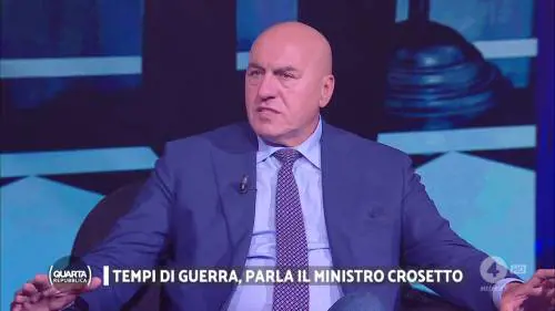 Crosetto: "La pace è nelle mani di Putin. Interferenze russe su Von der Leyen? Ho dubbi"