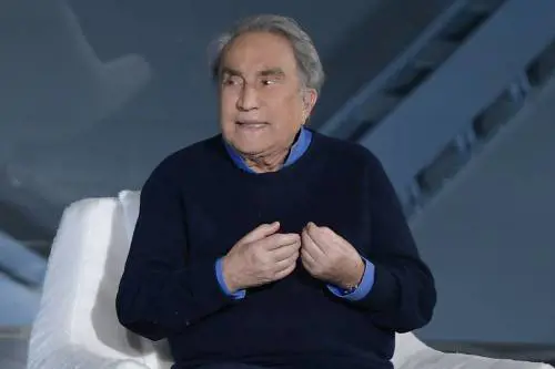 Emilio Fede e la sua collezione segreta: "I miei peluche? Sono la mia piccola famiglia"