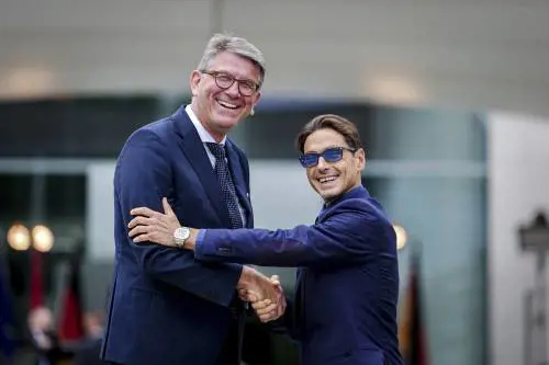 Berlino si sintonizza su Mfe. "Applausi alla super tivù Ue"