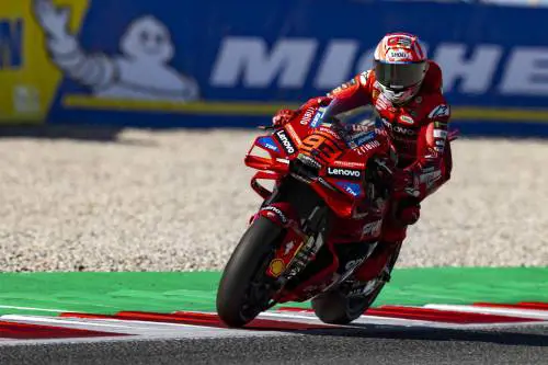 MotoGP, Marc Marquez conquista la Sprint Race al Montmelò e allunga in testa alla classifica
