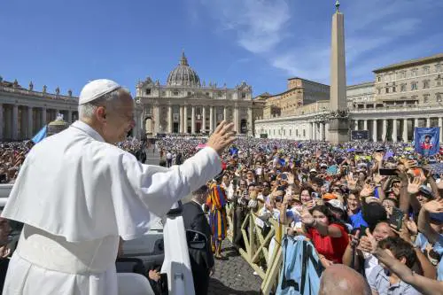 Acutis e Frassati sono santi: la festa degli 80mila giovani