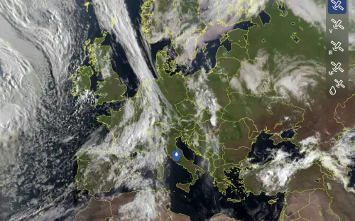 Temporali, grandinate e calo termico: l’autunno fa la voce grossa