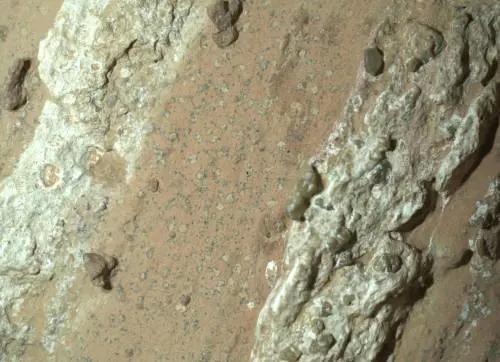 "Potenziali biofirme": scoperti segni di vita su Marte