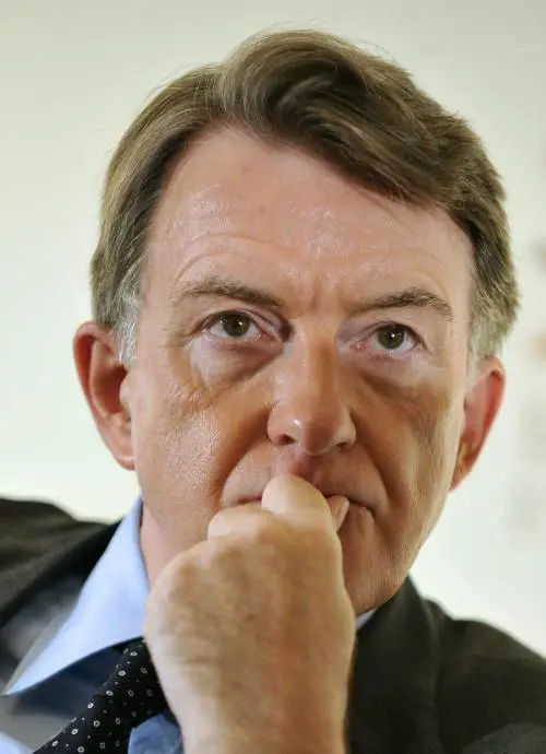 Scandalo Epstein, rimosso l'ambasciatore britannico negli Usa Mandelson