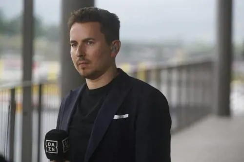 Jorge Lorenzo truffato in Puglia: “Quella ruota panoramica è mia, ma non andateci”
