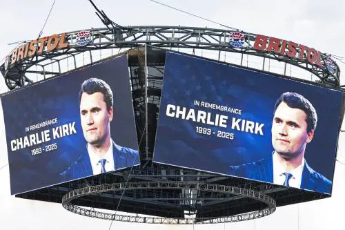 Kirk, il doppiopesismo di sinistra a confronto con l'uccisione di Carlo Giuliani
