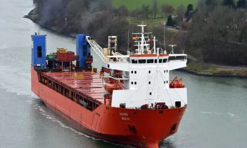Missili cinesi, armi libiche e rotta fantasma: il mistero della nave russa al largo dell'Europa