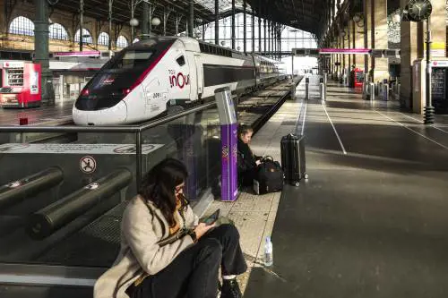 L’Italia riscopre il fascino del viaggio lento: boom per la tratta Milano–Parigi