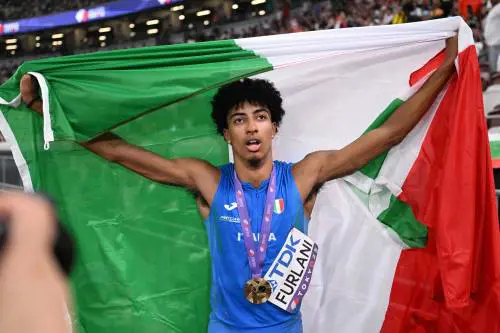 Un cordone ombelicale d'oro lega il campione e mamma Khaty