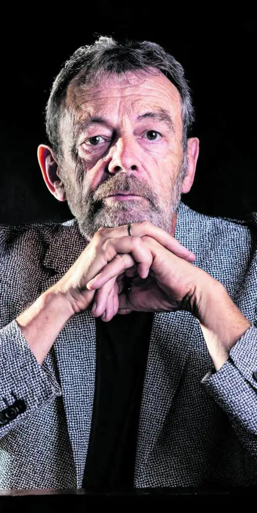 "Non esiste un romanzo senza un tocco di noir"