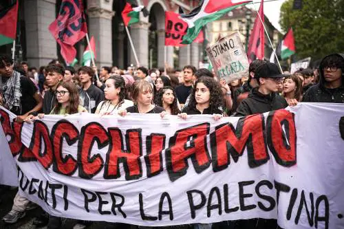 Mezza Italia bloccata dallo sciopero pro-Pal