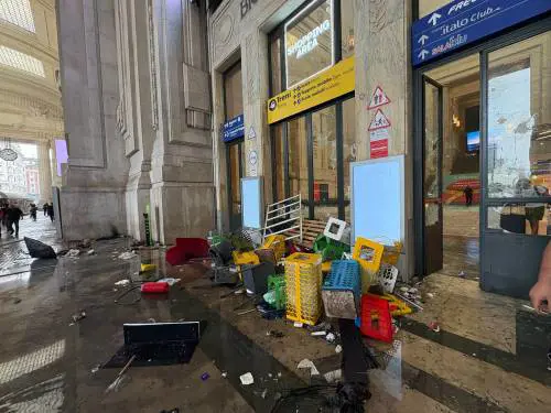 Devastazione alla Stazione di Milano presa d'assalto dai Pro Pal