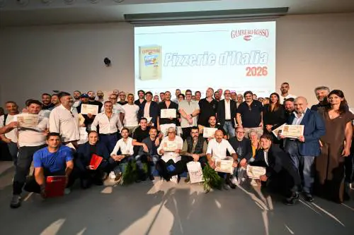 Guida Pizzerie del Gambero Rosso 2026, foto di gruppo dei premiati