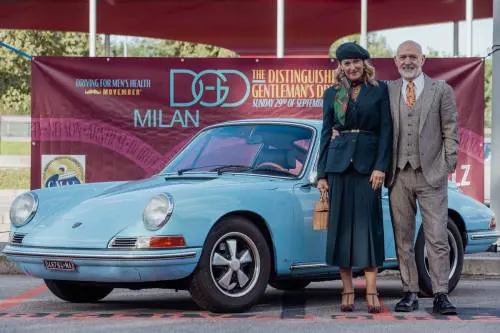 Gentleman al volante: quando l’eleganza diventa solidarietà