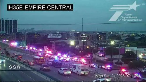 Terrore a Dallas, cecchino spara all'agenzia Ice poi si uccide: due morti