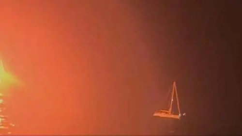 Attacco alla Flotilla italiana. Fregata della Marina in appoggio